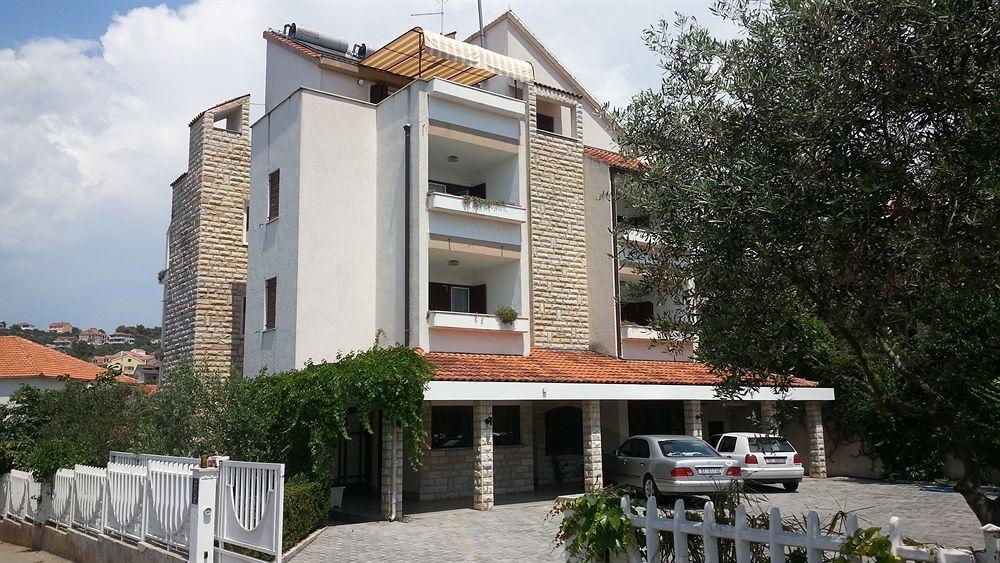 Apartments Vojin Τρογκίρ Εξωτερικό φωτογραφία