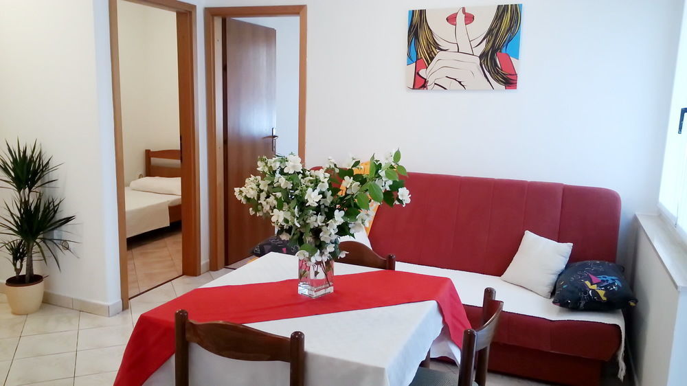 Apartments Vojin Τρογκίρ Εξωτερικό φωτογραφία