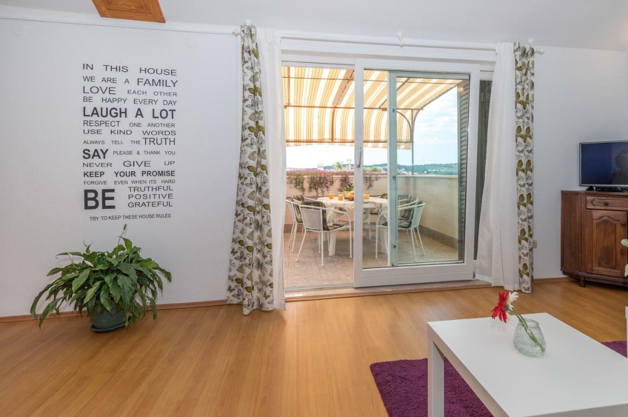 Apartments Vojin Τρογκίρ Εξωτερικό φωτογραφία