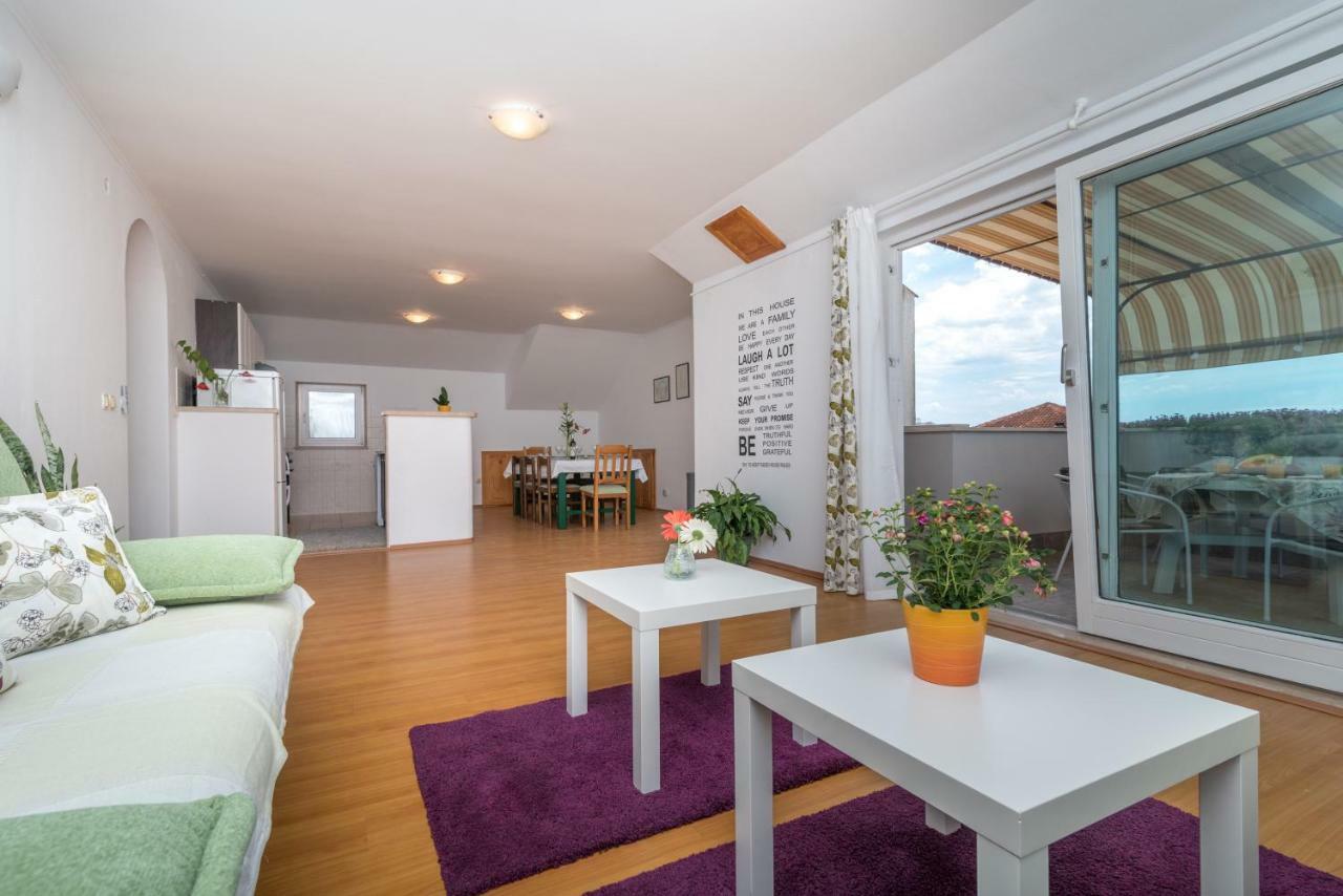 Apartments Vojin Τρογκίρ Εξωτερικό φωτογραφία