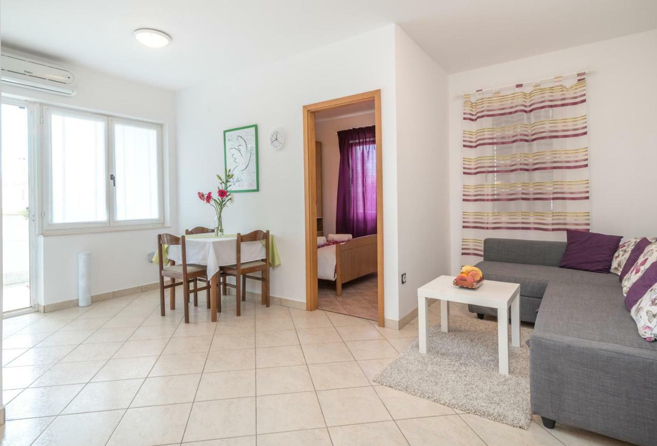 Apartments Vojin Τρογκίρ Δωμάτιο φωτογραφία