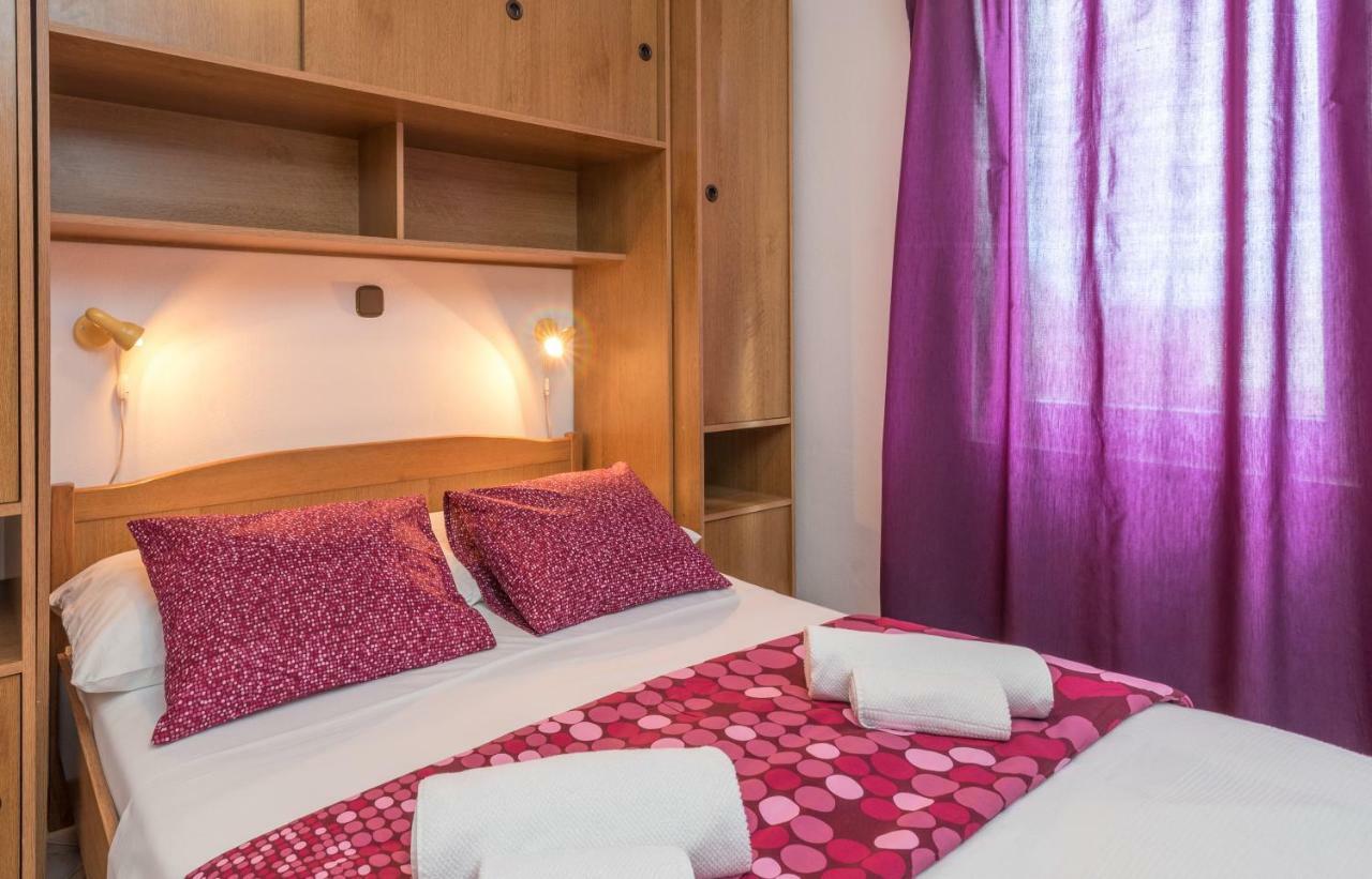 Apartments Vojin Τρογκίρ Εξωτερικό φωτογραφία