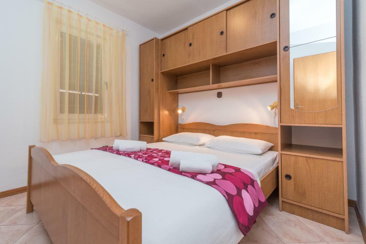 Apartments Vojin Τρογκίρ Δωμάτιο φωτογραφία
